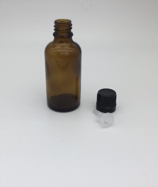 Stikla pudelīte  50 ml ar korķi un pilinātāju.